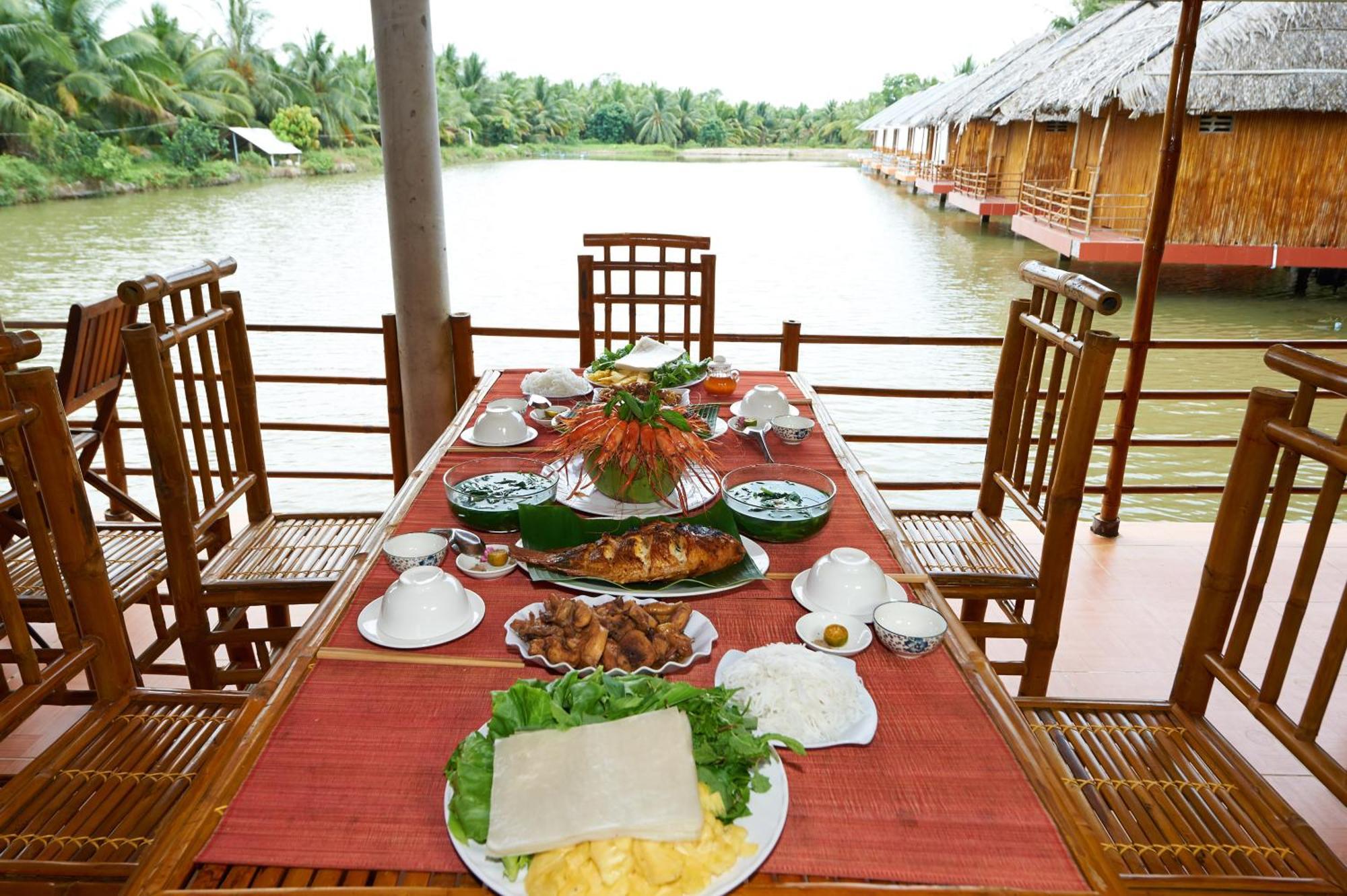 Tra Vinh Lodge Nguyet Hang 외부 사진