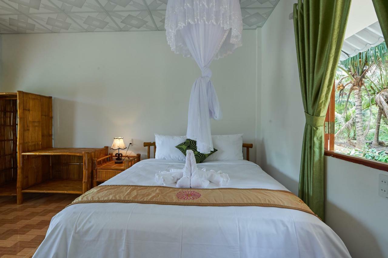 Tra Vinh Lodge Nguyet Hang 외부 사진